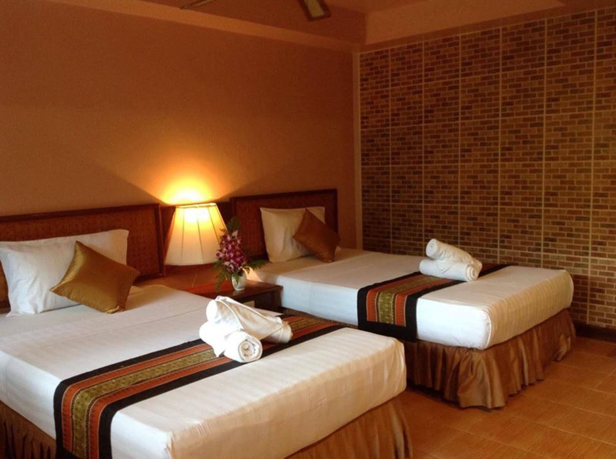 Inter House Hotell Kata Beach  Exteriör bild
